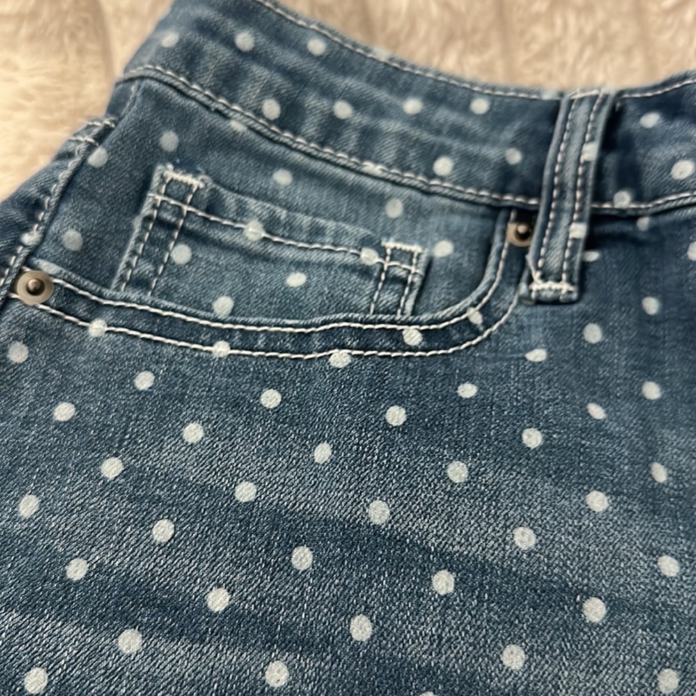 YMI 3/26 high rise, shorts, polkadot - Picture 2 of 4